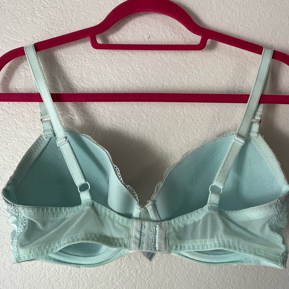 Betsey Johnson Soft Blue and White Lacey Underwire Bra 36DD - Picture 11 of 11